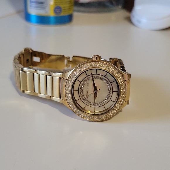 Michael kors watch - Picture 2 of 4